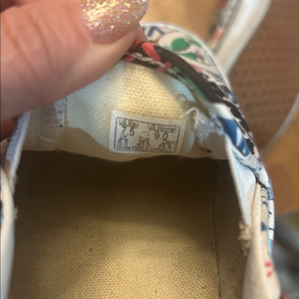 Vans WMNS Classic Slip On Vans Mash Up Stickers/Trwht sneakers - Picture 3 of 4